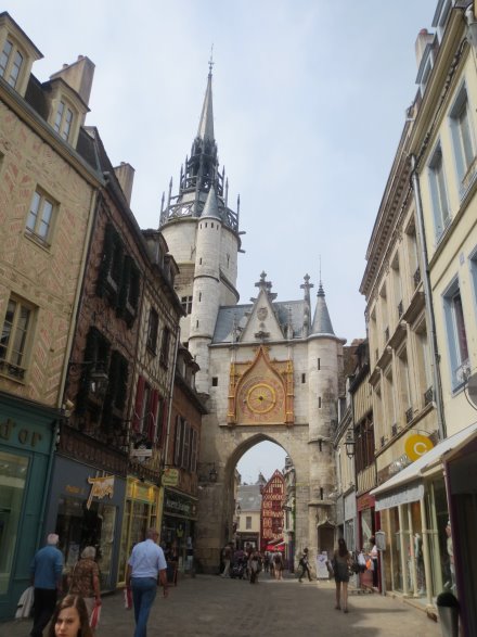 Auxerre Uhrturm