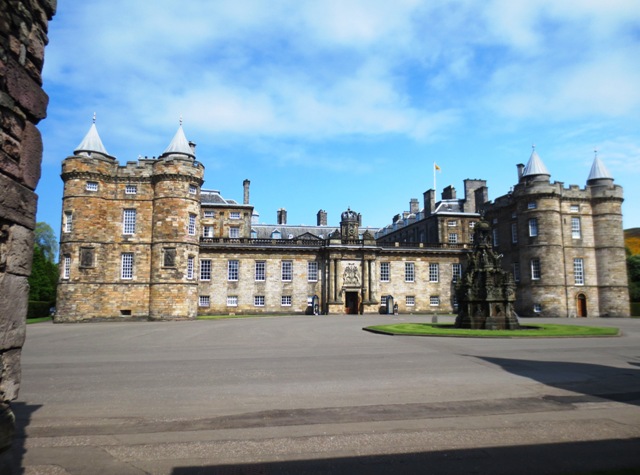 Edinburgh-Holyrood Palace