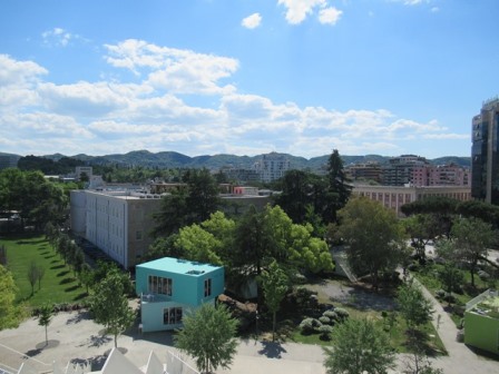 Tirana-Pyramidenblick Tirana-Pyramidenblick