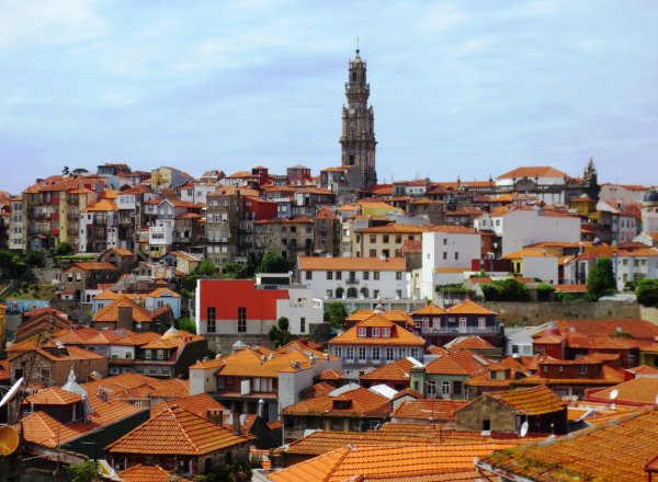 Porto-Daecherblick