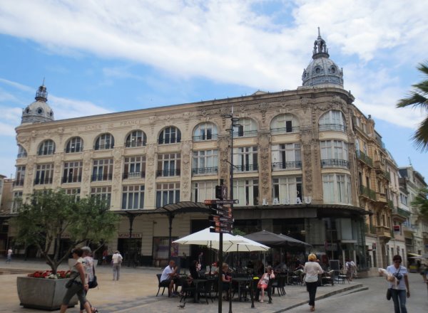 Narbonne-Rathausplatz