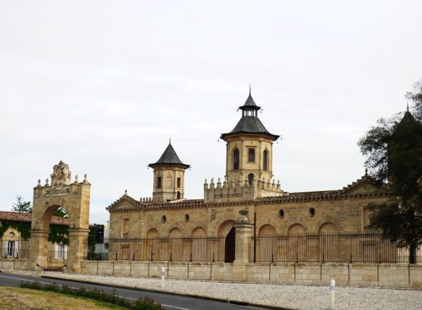 Haut Medoc Chateau Ch D Estounielle