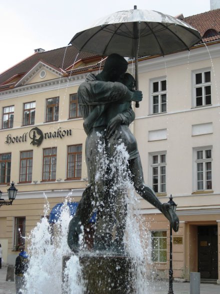 Tartu Brunnen Rathausplatz