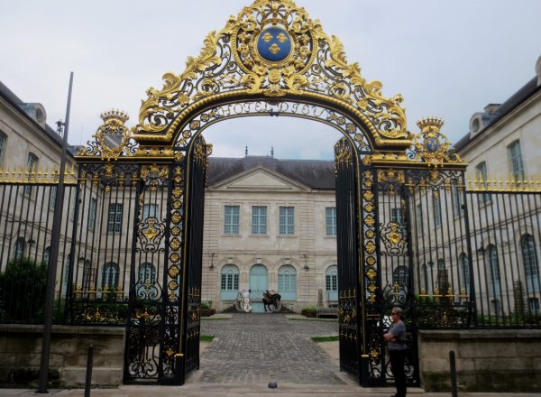 Troyes Hotel Dieu le Comte